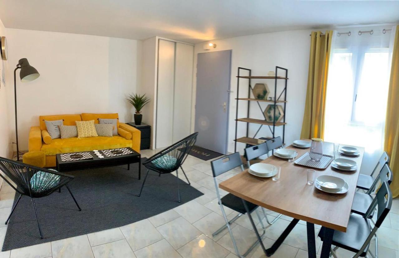 Appartement Eco 6 Personnes มานี-เลอ-องเกรอ ภายนอก รูปภาพ