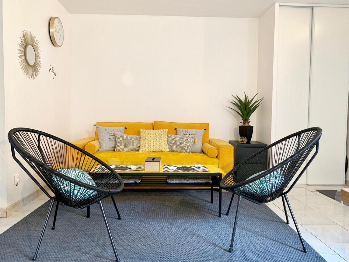 Appartement Eco 6 Personnes มานี-เลอ-องเกรอ ภายนอก รูปภาพ